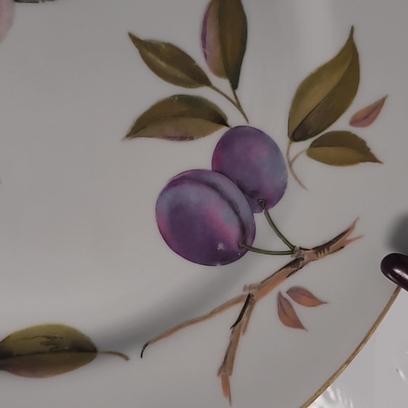 #(1) 2set Royal worcester evesham gold trim plate 10" - Picture 8 of 8